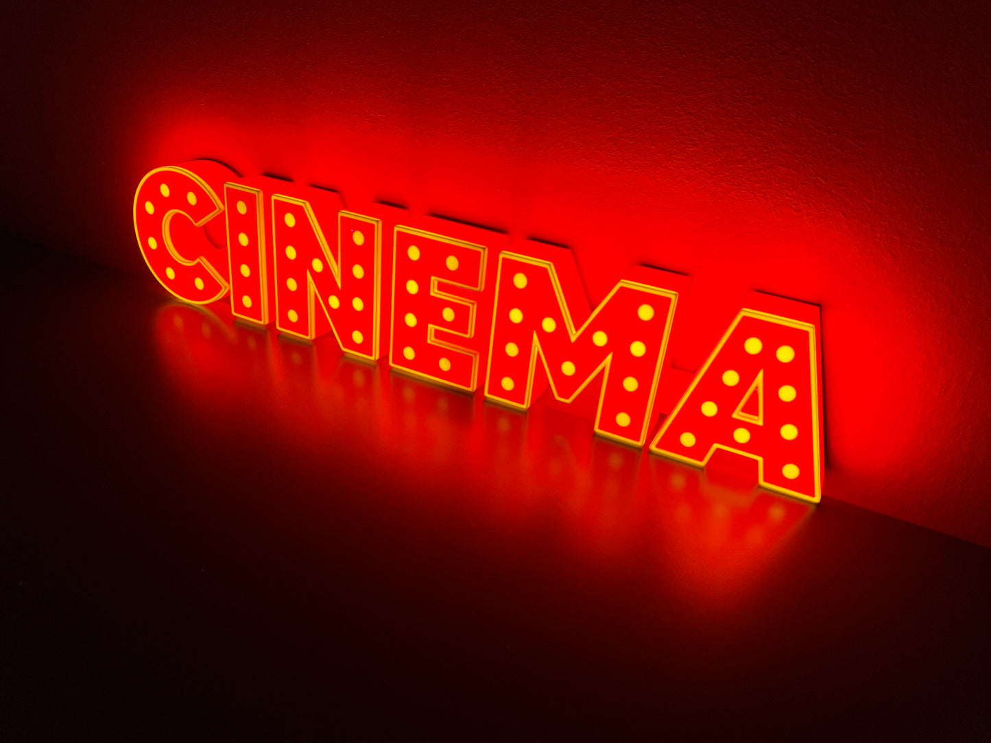 Insegna luminosa Cinema