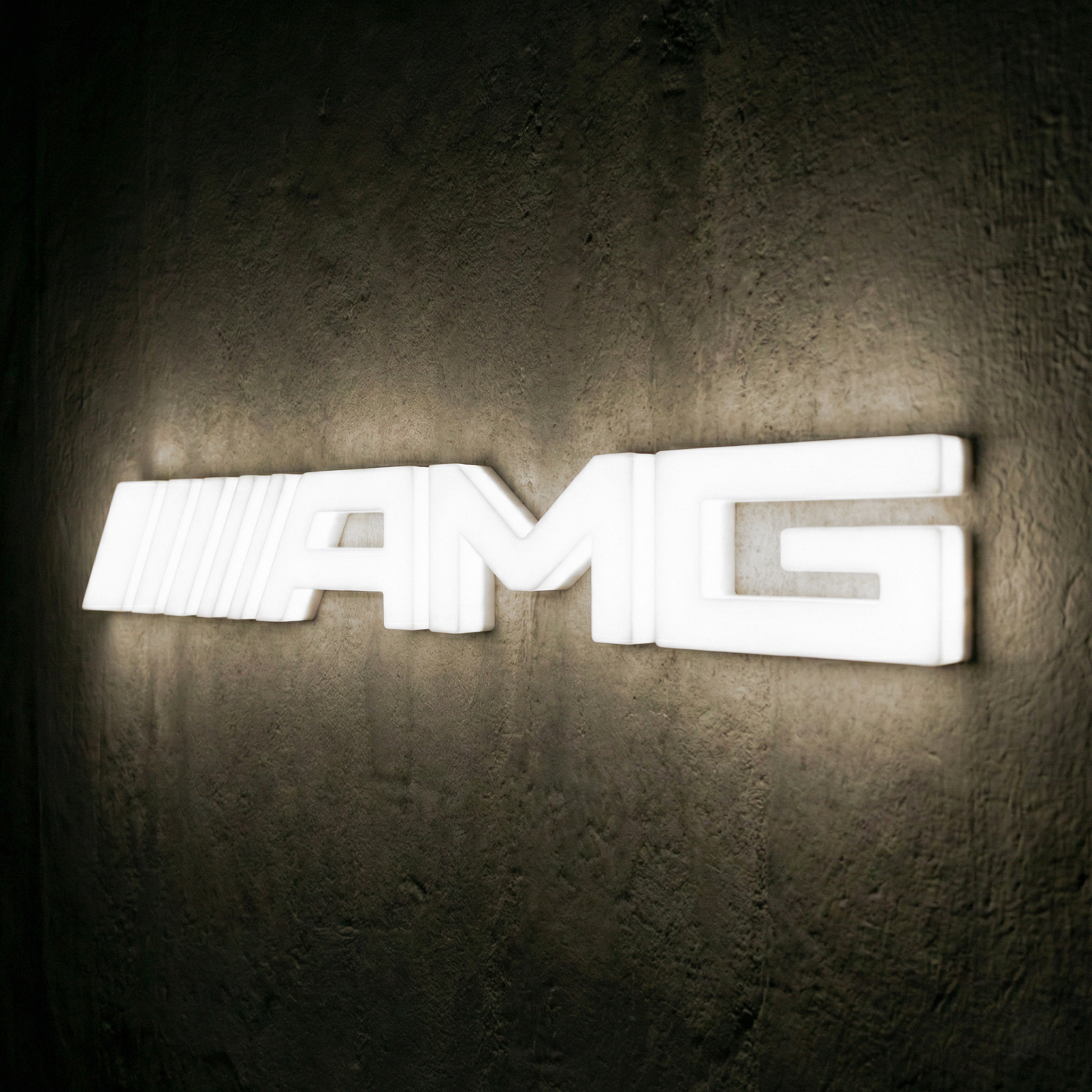 Insegna luminosa Mercedes AMG