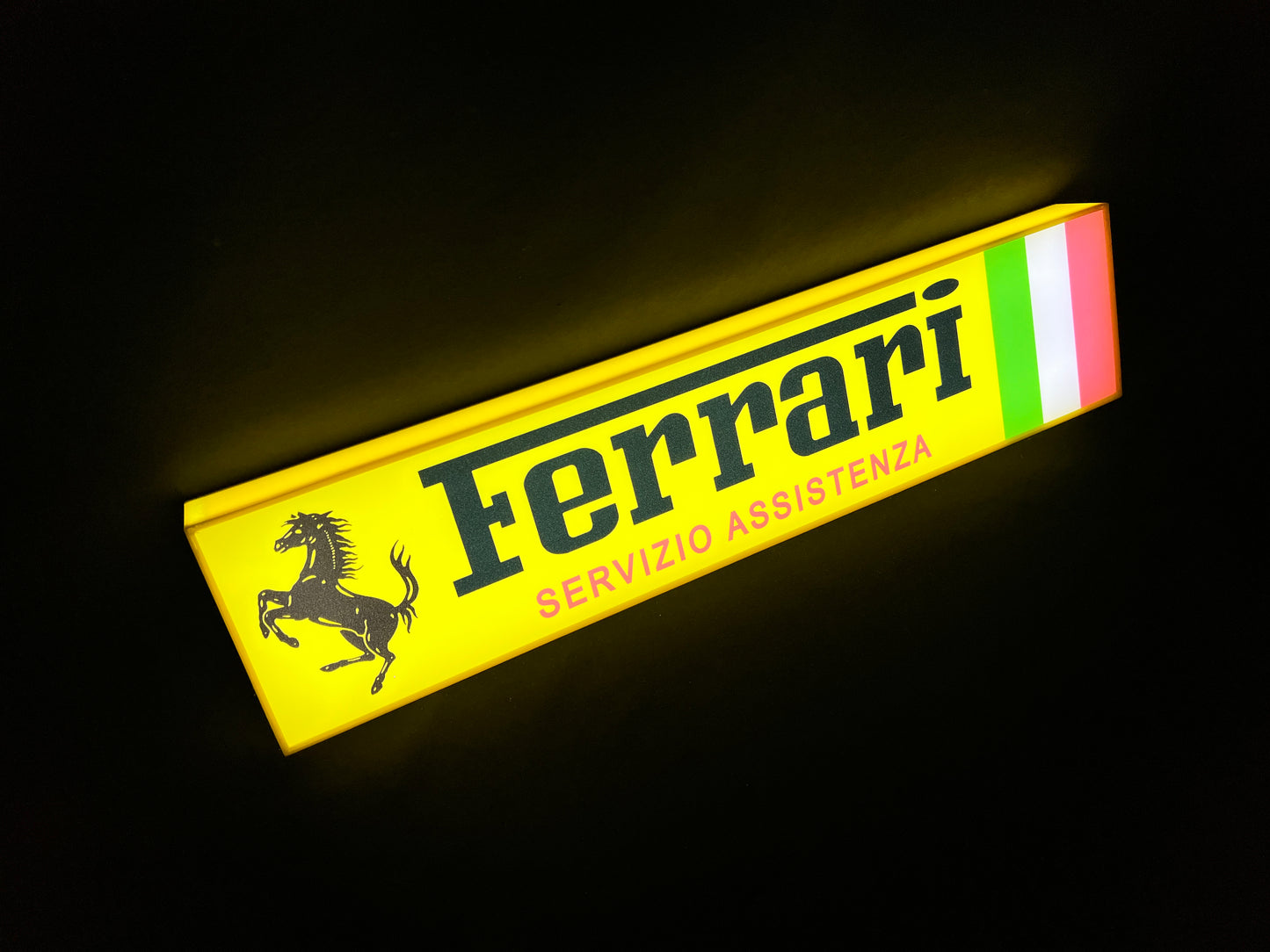 Insegna luminosa Ferrari Servizio Assistenza