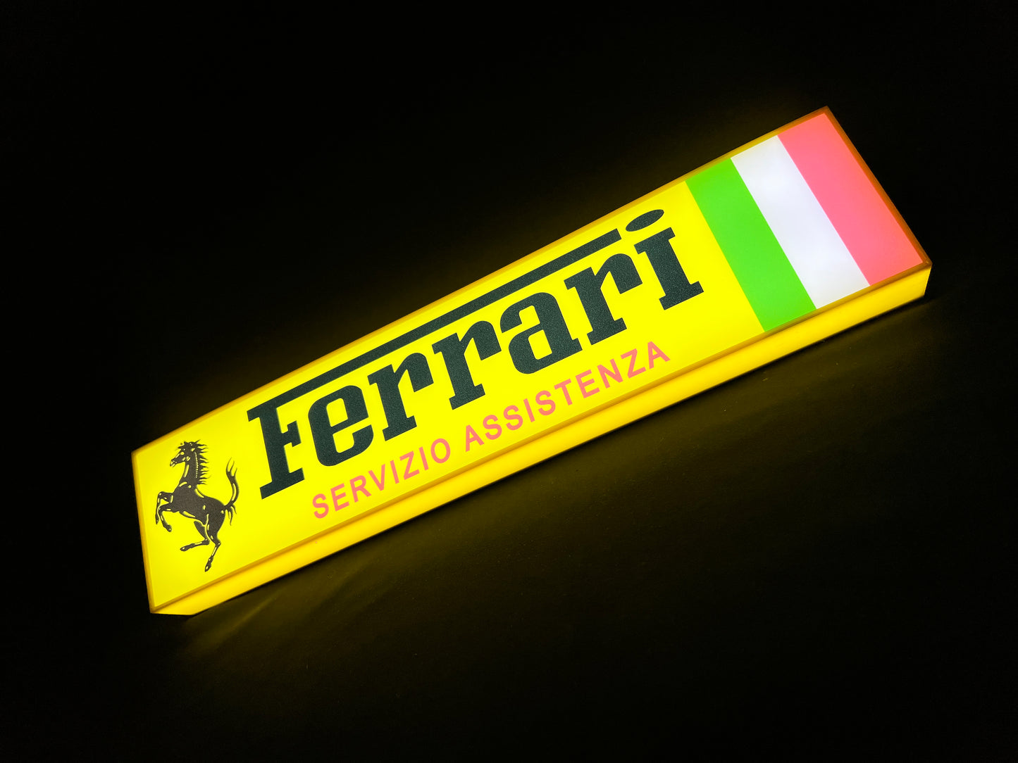 Insegna luminosa Ferrari Servizio Assistenza