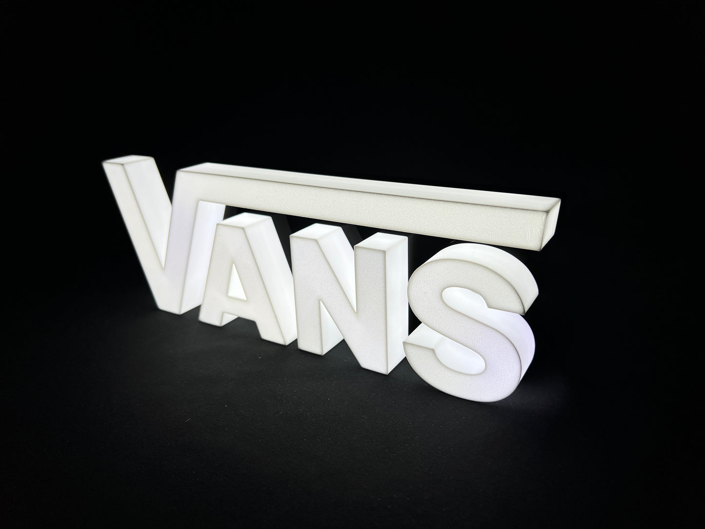 Insegna luminosa Vans