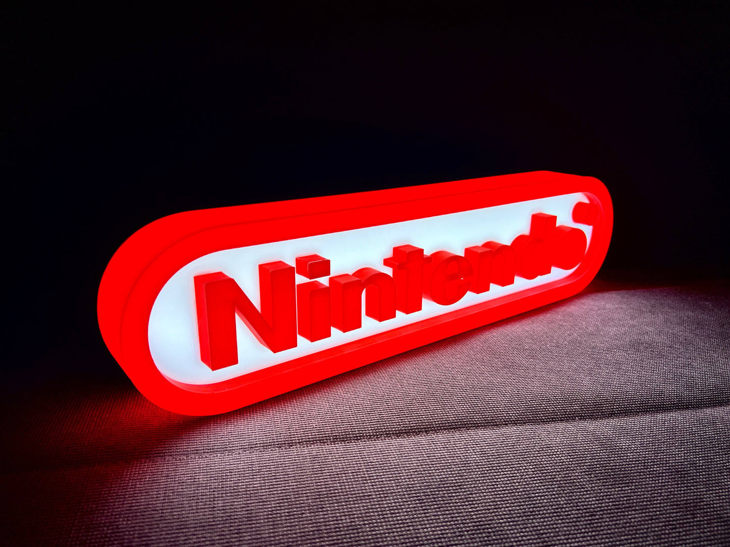 Insegna luminosa Nintendo