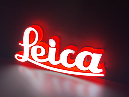 Insegna luminosa Leica